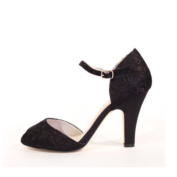 Lulu Mid Heel Peep Toe Pump by Chelsea Crew in Black (NIB) - Picture 2 of 4